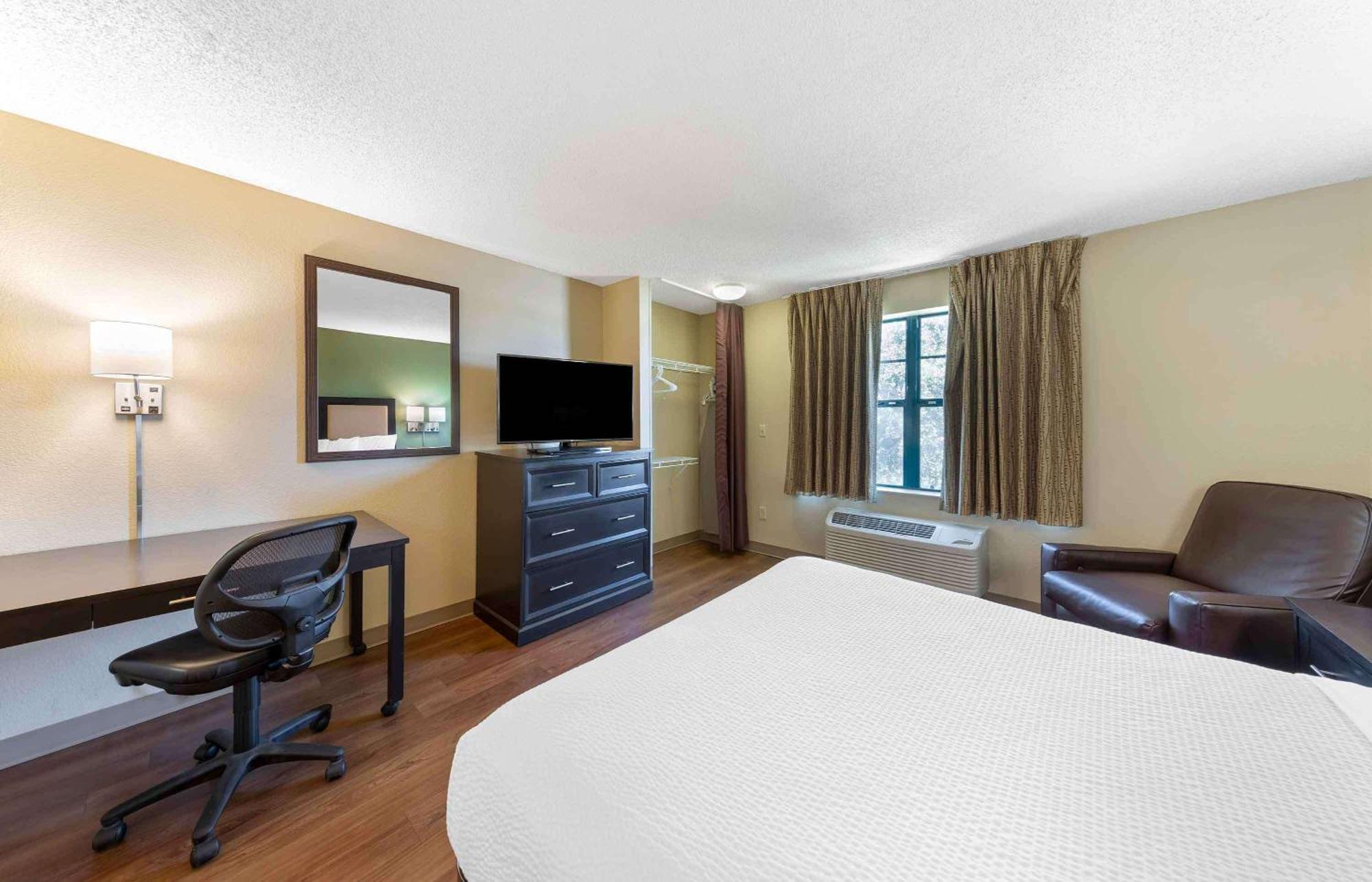 Extended Stay America Select Suites - Atlanta - Perimeter - Hammond Drive Sandy Springs Eksteriør billede