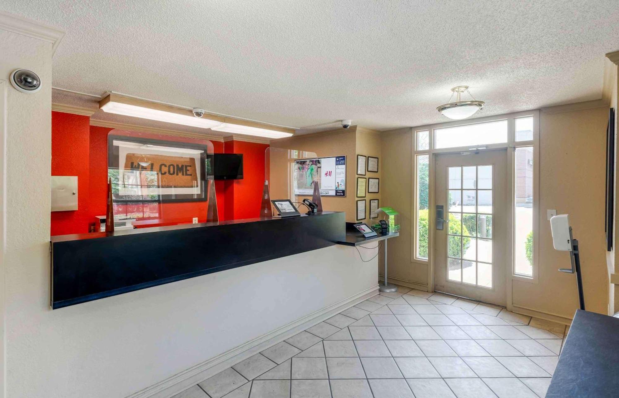 Extended Stay America Select Suites - Atlanta - Perimeter - Hammond Drive Sandy Springs Eksteriør billede