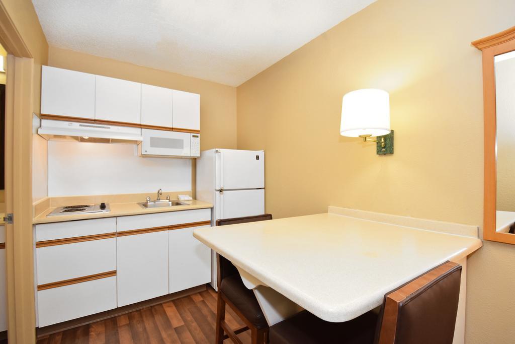 Extended Stay America Select Suites - Atlanta - Perimeter - Hammond Drive Sandy Springs Eksteriør billede